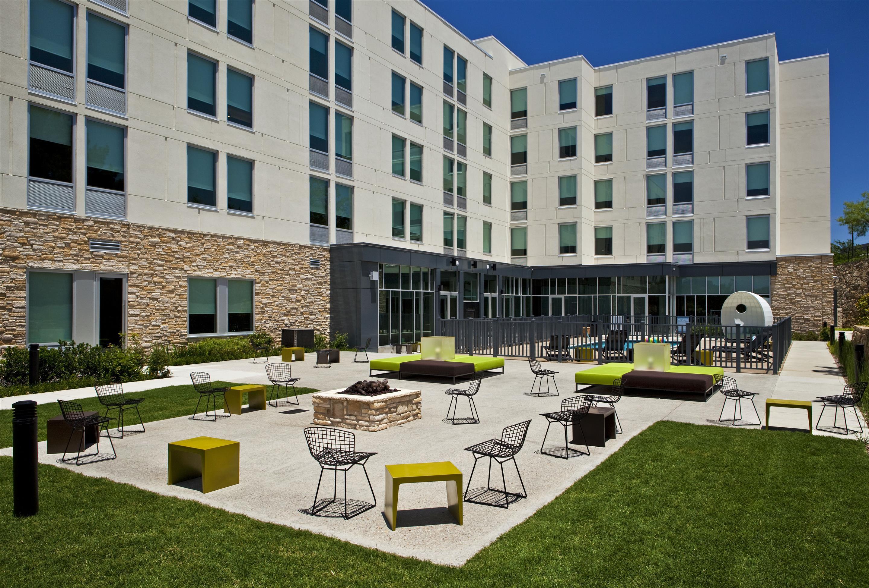 Aloft Hotel Las Colinas Irving Extérieur photo